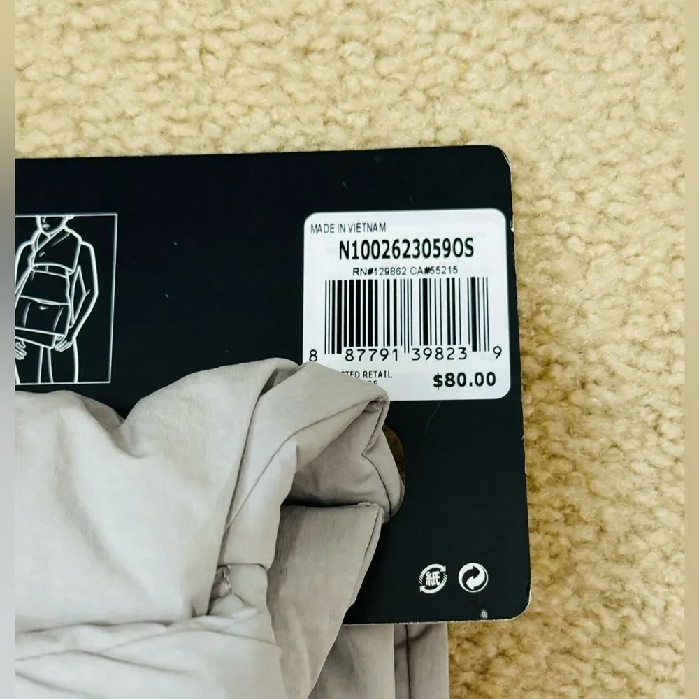NWT Nike Therma-Fit Quilted Running Wrap in Gray Haze